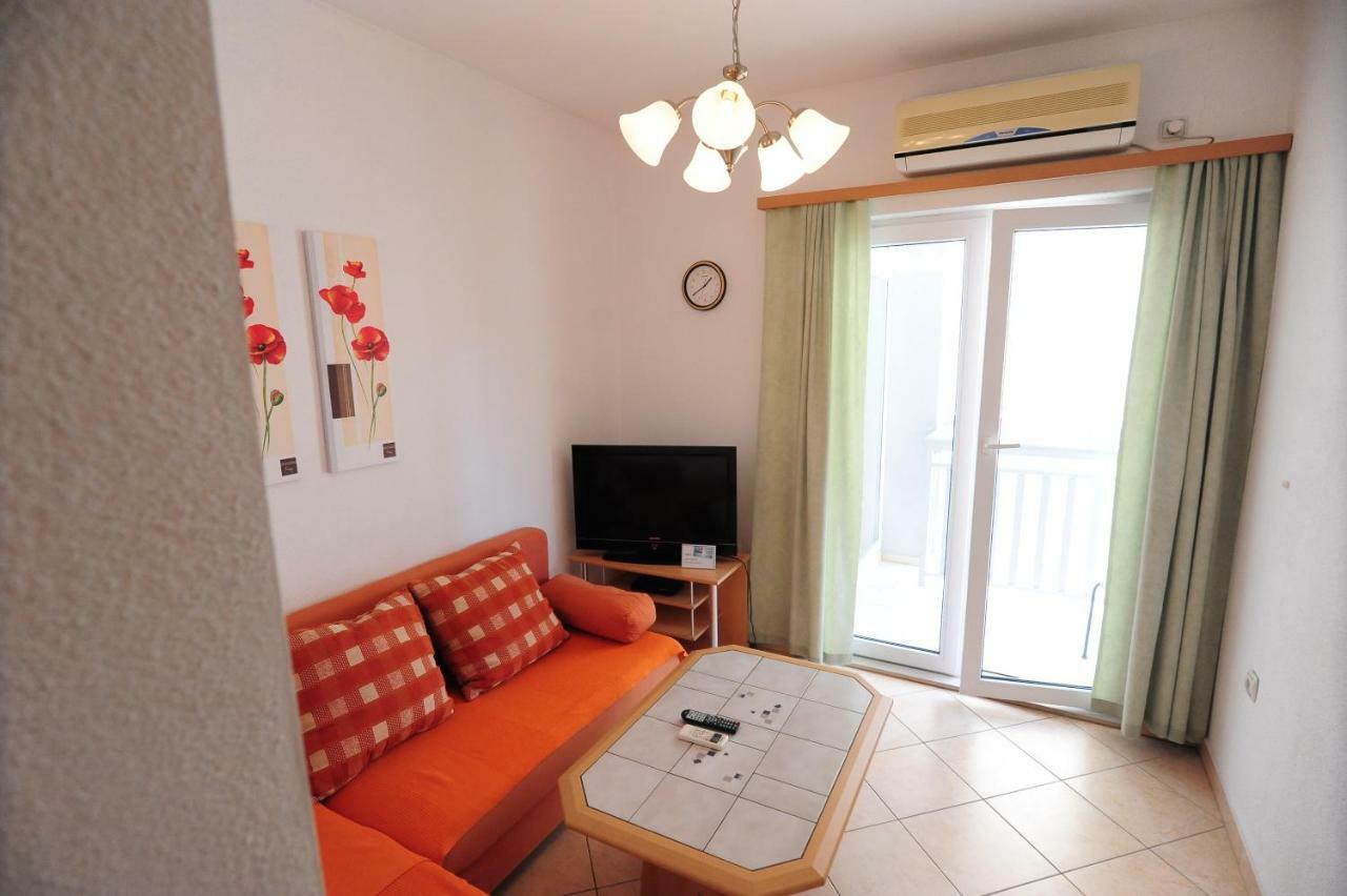 Apartments Knezevic Makarska Exterior photo